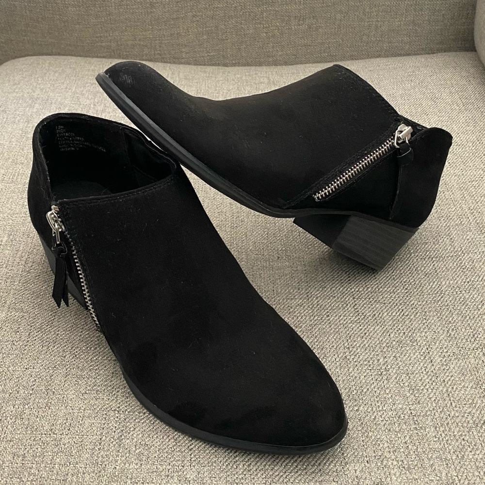 Esprit Troy Black Suede Ankle Booties✨